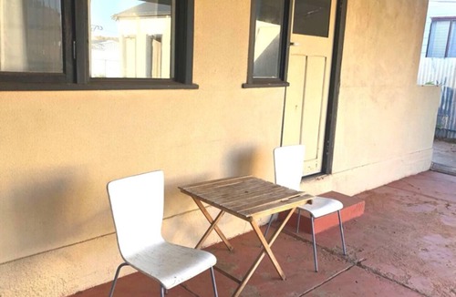 Broken Hill House | Modern Charming Miners’ Cottage @ Broken Hill near CBD