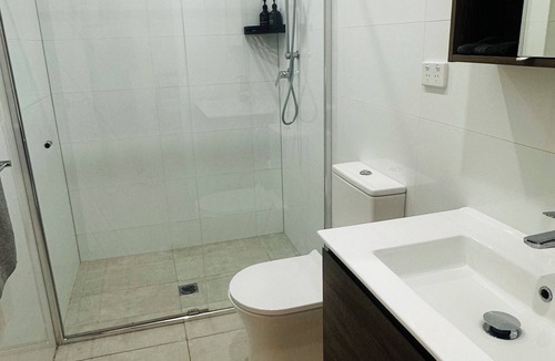 Stanmore Apartment | Modern Studio Sydney (108) - 2 km to Sydney University