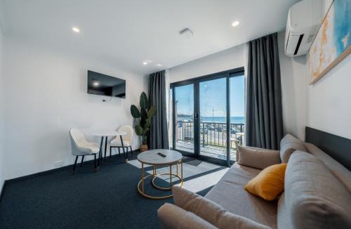 Mollymook Hotel | Mollymook Shores