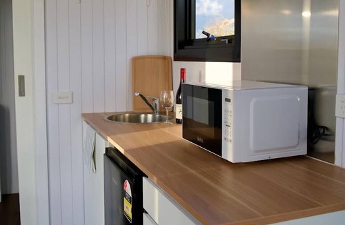 Ararat House | Montara Views 5 by Tiny Away