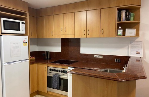 Mooloolaba Apartment | Mooloolaba Beachfront: Superior Resort Apartment