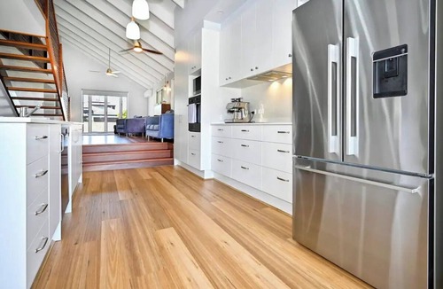 Mooloolaba House | Mooloolaba Escape/Waterfront Luxury Living
