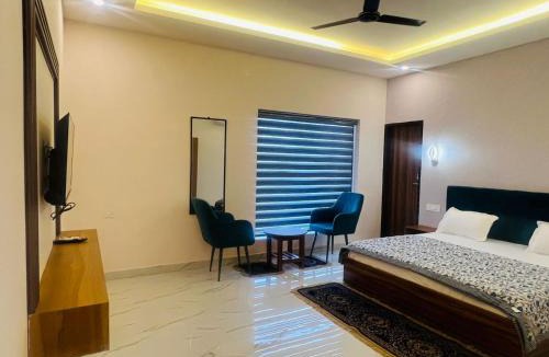 Rupnagar Hotel | Mount Green Hotel Bharatgarh