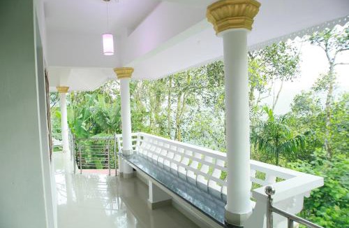 Pirmed House | Mount Spring Valley Homestay