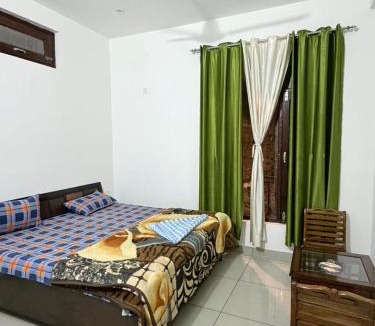 Sarkaghat House | Mount View