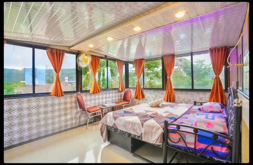 Kune N.m. Villa | Mountain Majesty Villa Boho