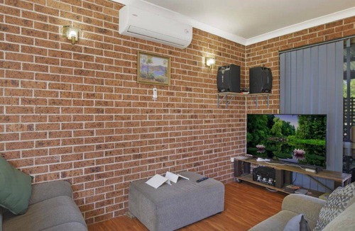 Gloucester House | Mountain Retreat Gloucester