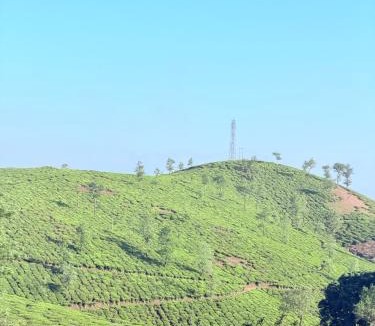 Kumily House | Mountain View Budget Villa Thekkady