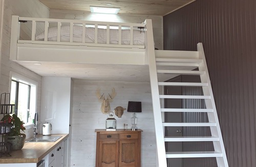 Hampton Apartment | Mountainside Tiny House
