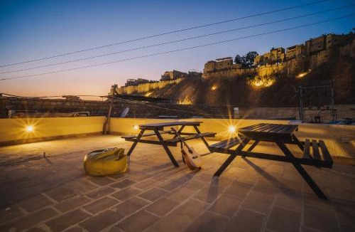 Amar Sagar Pol Hostel | Moustache Jaisalmer