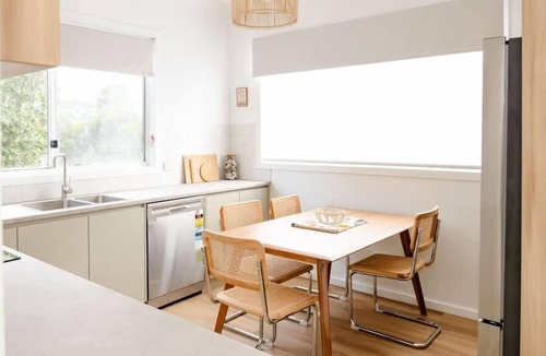Port Campbell House | Mrs Darcys cottage
