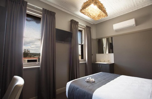 Adamstown Hotel | Nags Head Hotel