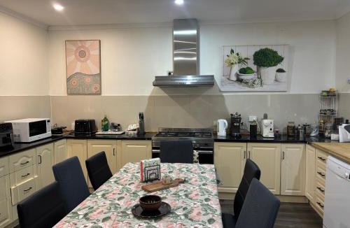 Naracoorte House | Naracoorte Central Accommodation