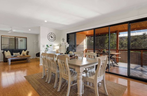 Narrawallee House | Narrawallee Oasis Family Haven