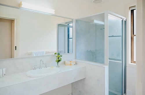 Moama Apartment | Near Murray River A Lovely Holiday Unit in Moama