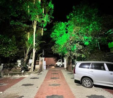 Varkala Hotel | Neon Nirvana