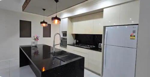 Marsden Park Villa | New 5 bedroom Single story house