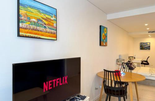 Newtown Apartment | New Town Studio