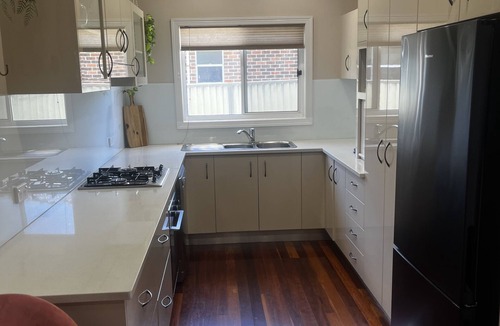 Warilla House | Newly added Coastal charm 80m walk to pristine warilla beach .