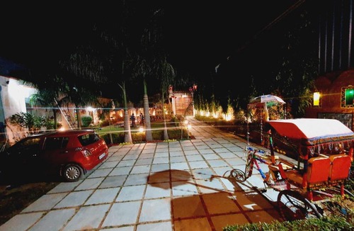 Jaipur Hotel | Nimbal Dhani A Traditional Palace
