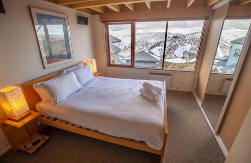 Hotham Heights Ski Chalet | Nolyski