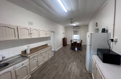 Belalie House | North Parade Accommodation Comfortable 3 Bedroom Accommodation in Jamestown
