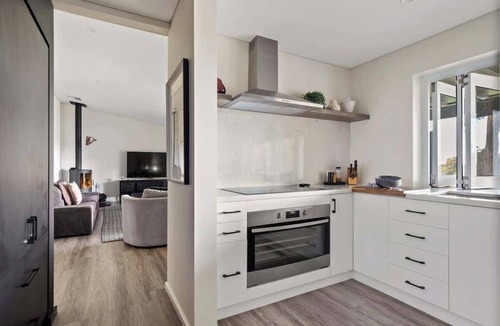 Yallingup Siding House | Notable Downs Estate near Margaret River Wineries