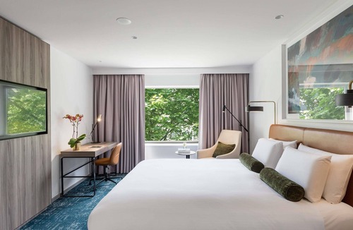 Darling Harbour Hotel | Novotel Sydney Darling Square
