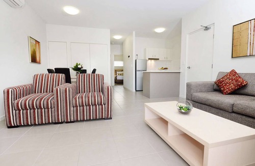 Middlemount Hotel | Oaks Middlemount Suites