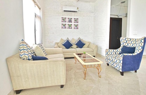 Faridabad Villa | Oasis Murthal Open Field Views