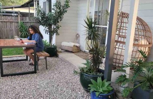 Blackwall House | Ocean Beach cottage@ Umina beach a coastal escape