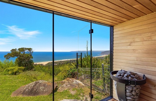 Killcare Heights House | Ocean Pearl by HolidayCo.