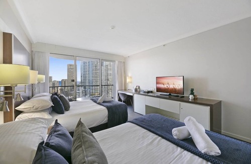 Surfers Paradise Apartment | Ocean View 2-Bed Studio In the Heart of Surfers