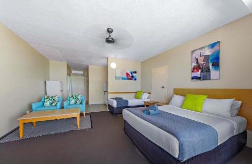 Airlie Beach Apartment | Ocean View Studio 14A KIDS STAY FREE