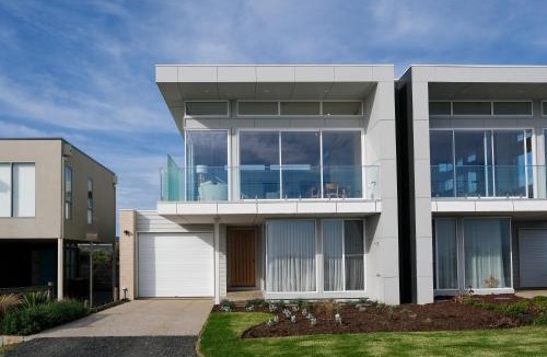 Surf Beach House | Oceanview Escape - Luxe Coastal Retreat with Hot Tub