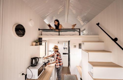 Cessnock House | Odyssean Tiny House B by Tiny Away