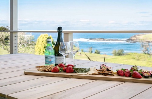 Kiama House | Ohana Oasis - reserve frontage and a front row to Easts Beach & stunning ocean views