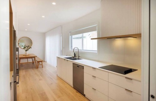 Anna Bay Villa | Olas Villa 3 | Luxe 3BR · Plunge Pool · Near Beach