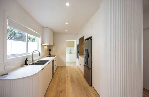 Anna Bay Villa | Olas Villa 4 | Luxe 3BR · Plunge Pool · Near Beach