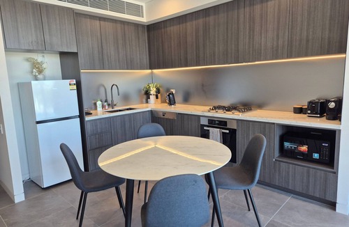 Lidcombe Apartment | Olympic Park 1BR: Pool | Gym | Free Secure Parking