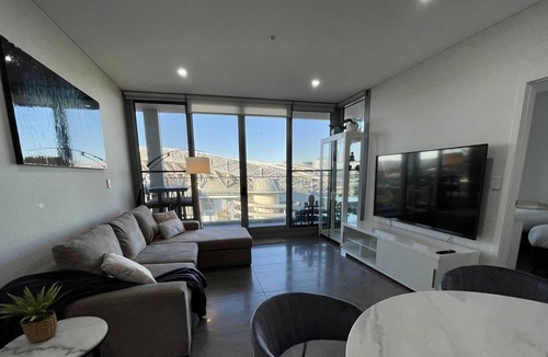Sydney Olympic Park Apartment | Olympic Park Delight ★ Parking ★ Pool ★ Homebush Location