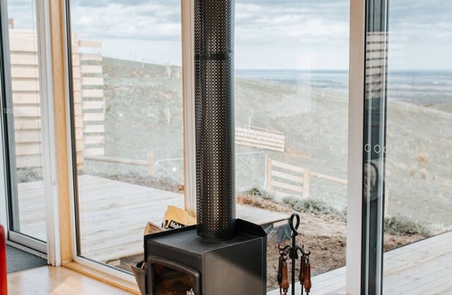 Hazel Park Villa | One Tree Hill Eagles Nest - Wilson's Prom/Sea/Mountain Views