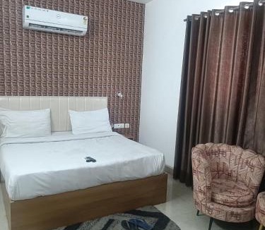 Jharsa Village House | OPO Rooms Medanta