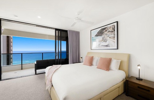 Broadbeach Apartment | Oracle Broadbeach Tower 1 Lvl 20 Free parking - GC Getaways