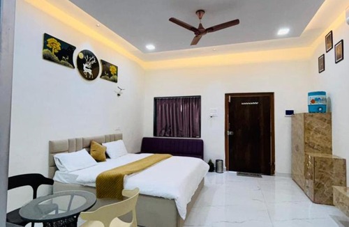 Wadgaon Villa | Orange Villa