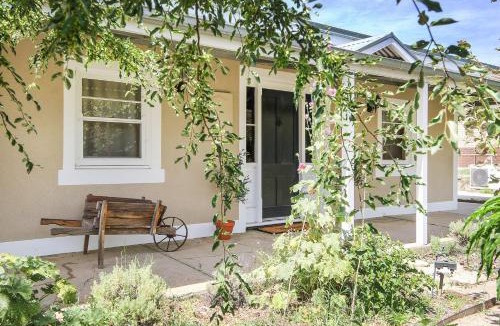 Beechworth House | Orchard House