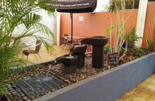 Townview Hotel | Overlander Hotel