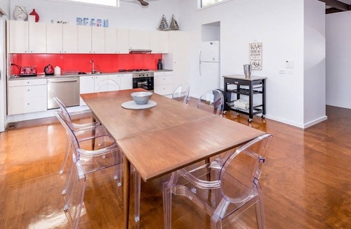 Sandy Point House | Overlook Ennisvale Stay 3 Pay 2 Winter Special