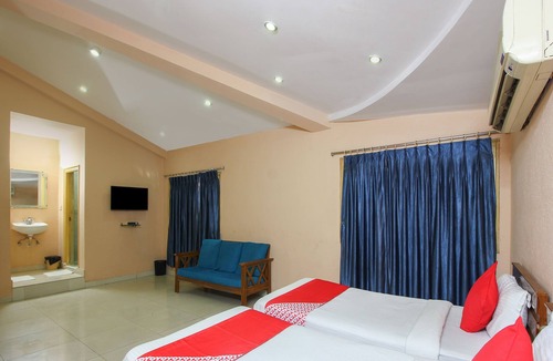 Ameerpet Hotel | OYO 18488 Hallmark Begumpet