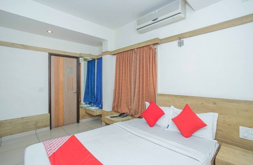 JP Nagar Hotel | OYO 8501 Abhimaani Comforts